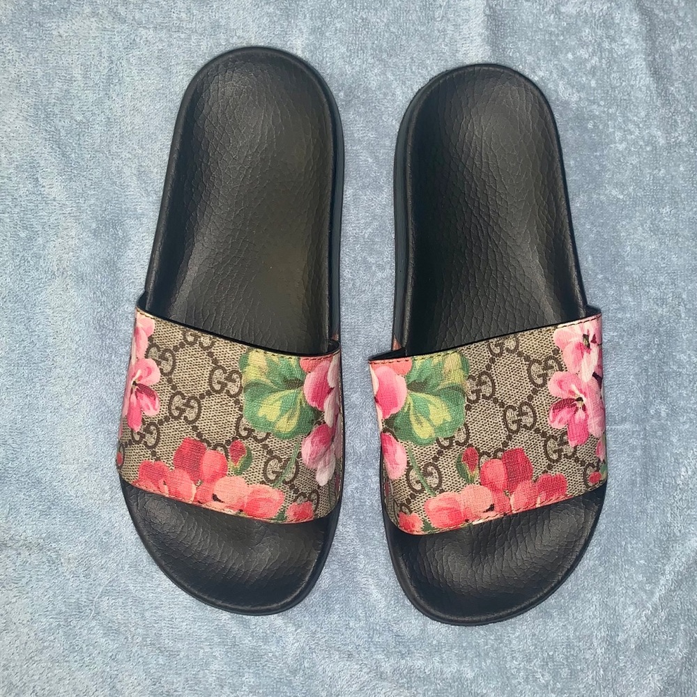 Gucci GG Blooms Supreme floral slide sandal